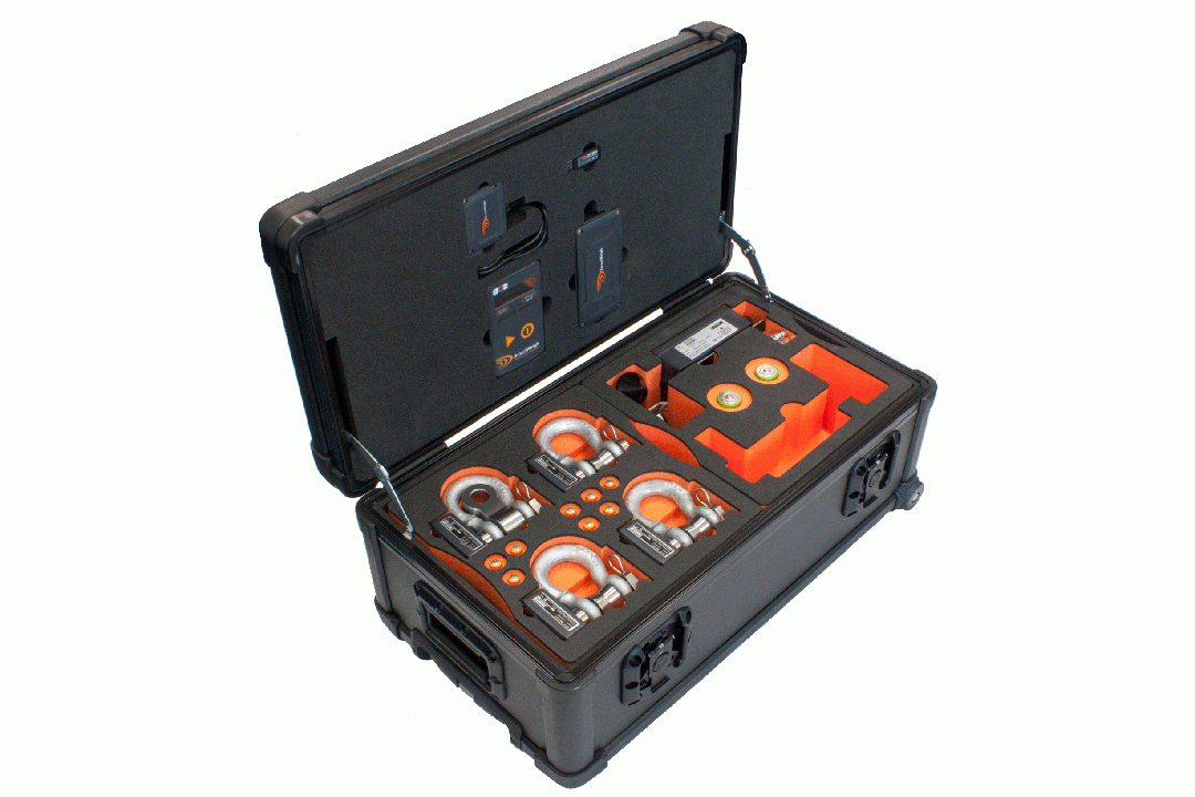 The large case has undergone some changes so that accessories can now fit cleverly within the lid The large case has undergone some changes so that accessories can now fit cleverly within the lid