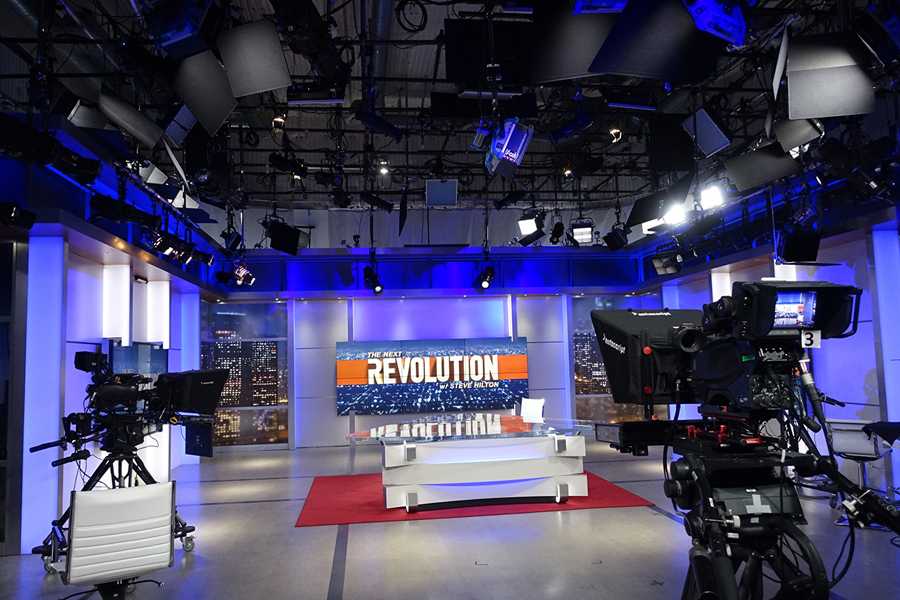 ETC Source Four LED Series 2 fixtures with Lustr arrays are the key lights for The Next Revolution with Steve Hilton ETC Source Four LED Series 2 fixtures with Lustr arrays are the key lights for The Next Revolution with Steve Hilton