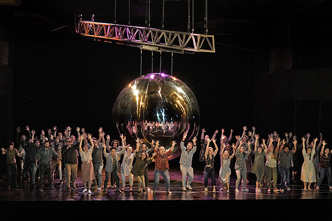 The Santa Fe Opera Chorus in Doctor Atomic (photo: Ken Howard)