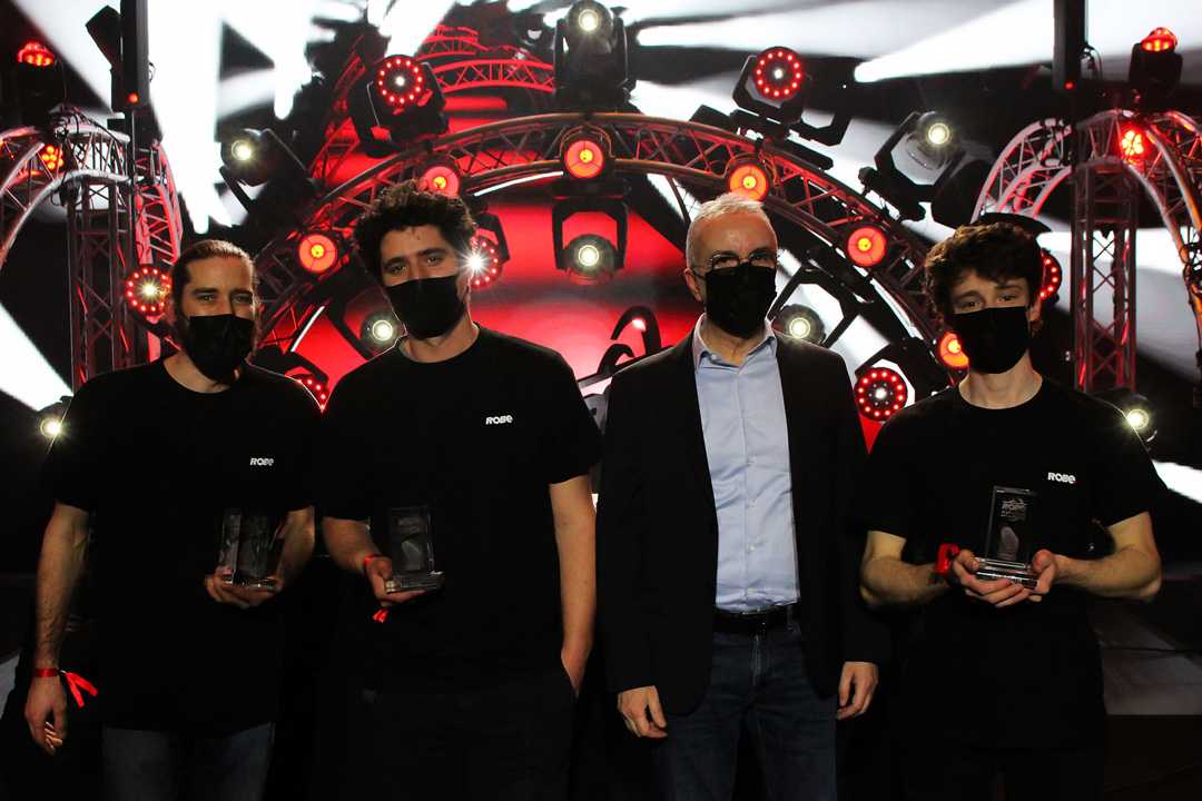 The winners (L-R): Matthieu Laurent (3rd position), Jean-Pierre Cary (winner), Bruno Garros from Robe France and Alexandre Marcadé (runers-up) The winners (L-R): Matthieu Laurent (3rd position), Jean-Pierre Cary (winner), Bruno Garros from Robe France and Alexandre Marcadé (runers-up)